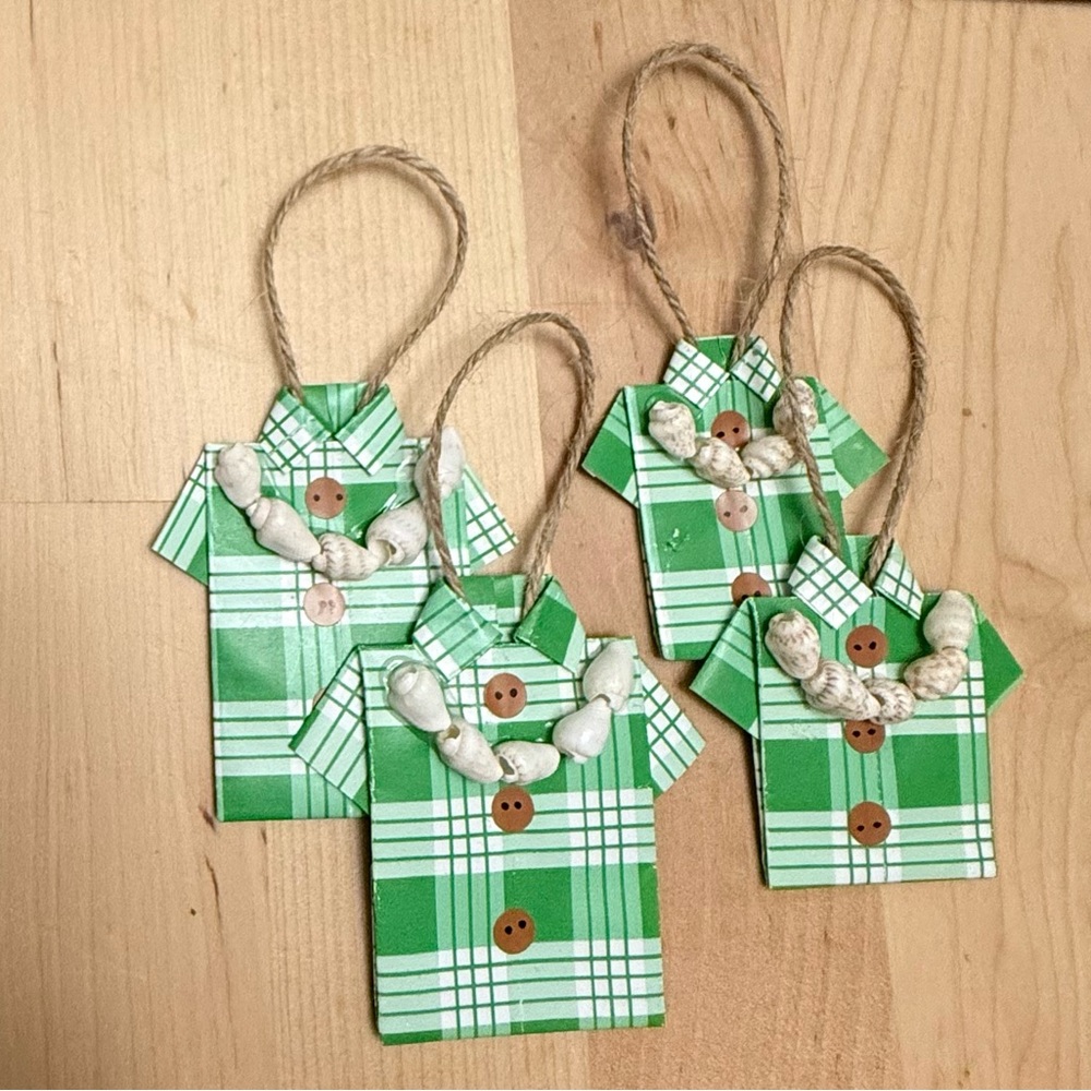 Hawaiian Palaka Print Shirt Ornaments